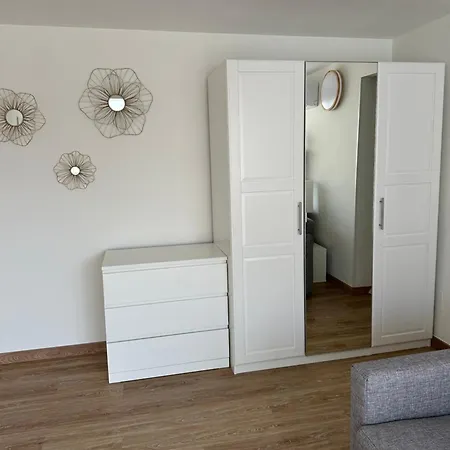 Beach Apartment Fuengirola Апартаменты Фуэнхирола